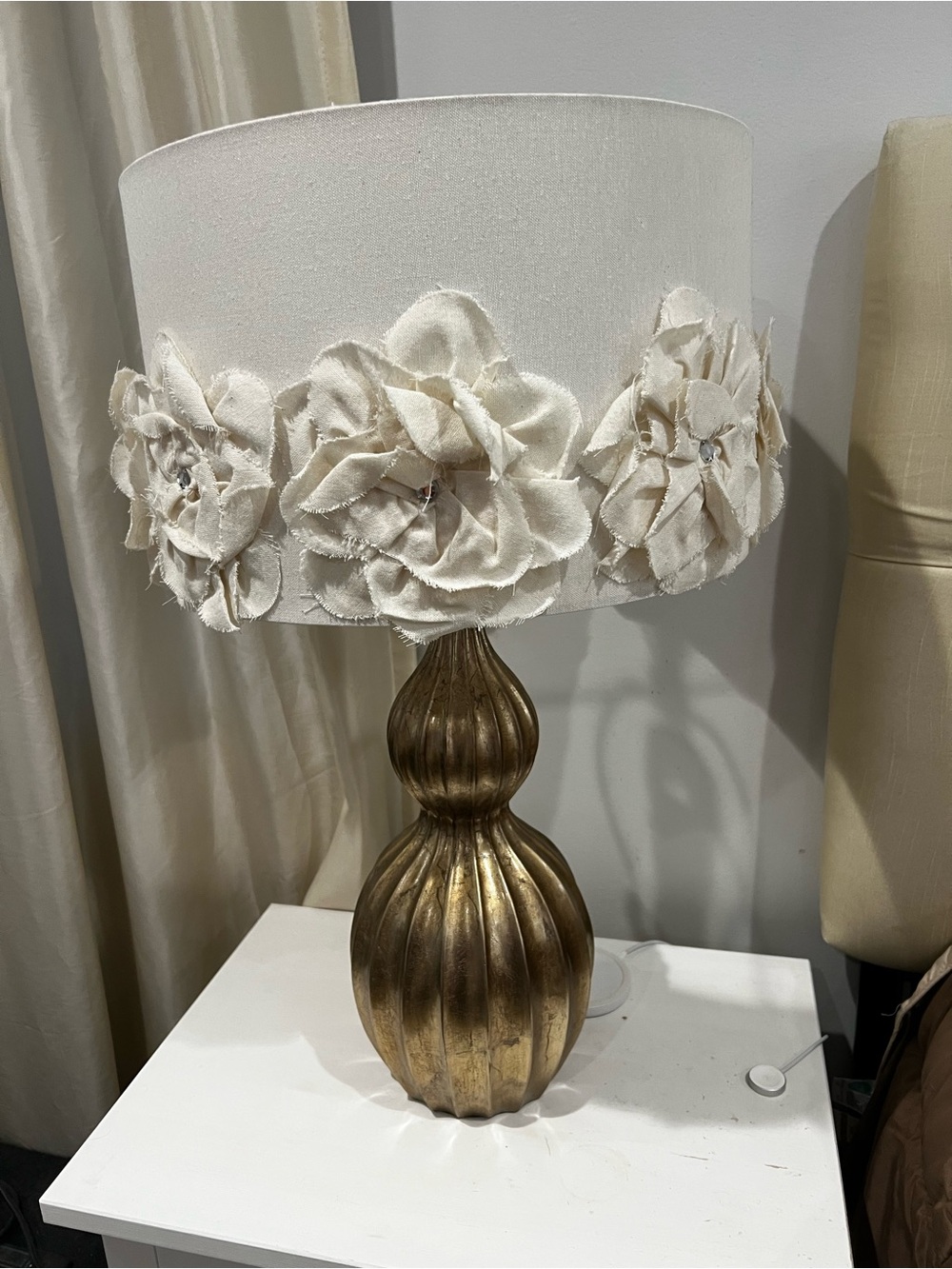 Pier 1 Cream Floral Shade Table Lamp with Gold Base